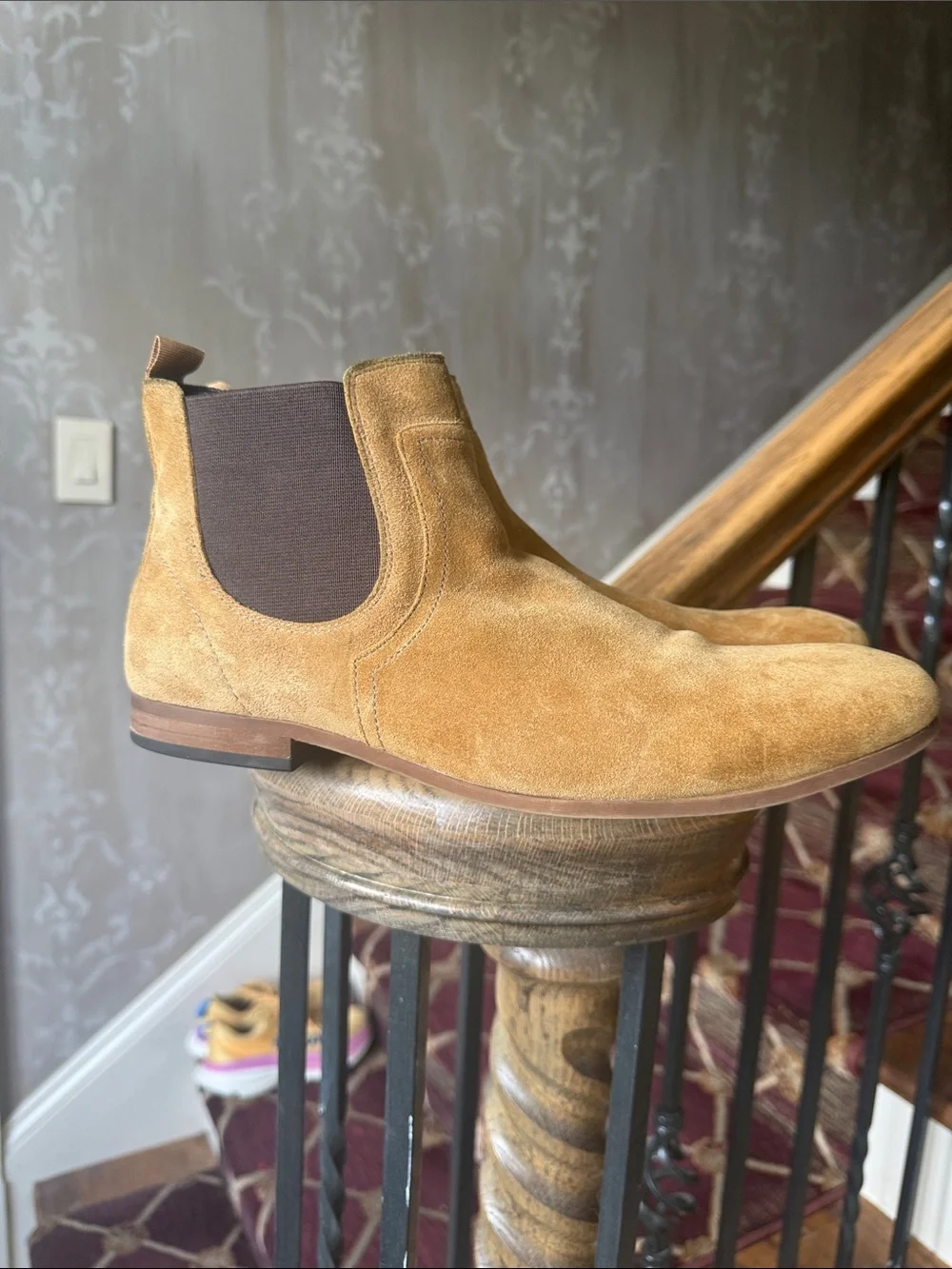 The Rail men’s Chelsea boot size 12 good condition. euro 42